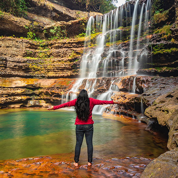 Meghalaya Honeymoon Package: 5N/6D Romantic Escape